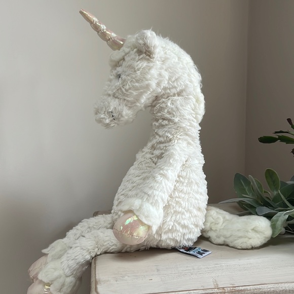 Jellycat Dainty Unicorn Jellycat Dainty Unicorn Medium Toy